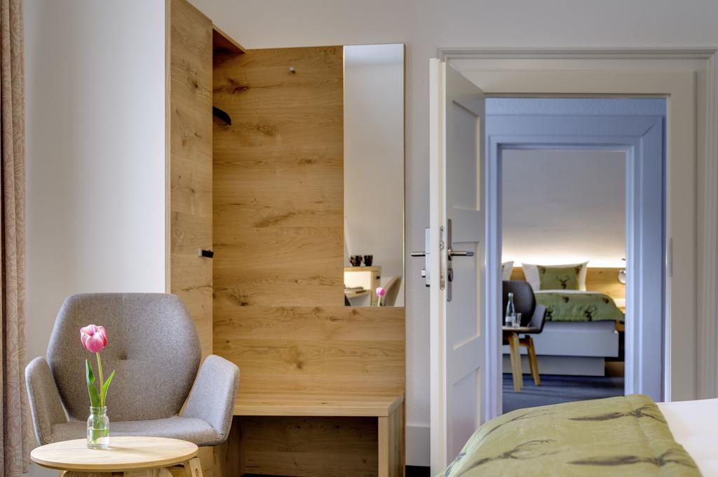 Hotel Hofgut Sternen - Wohnen In Kunst Und Kultur Breitnau Exterior foto